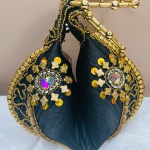 Vintage Ethnic Golden Metal Petals Clutch Purse – Handmade in Spain